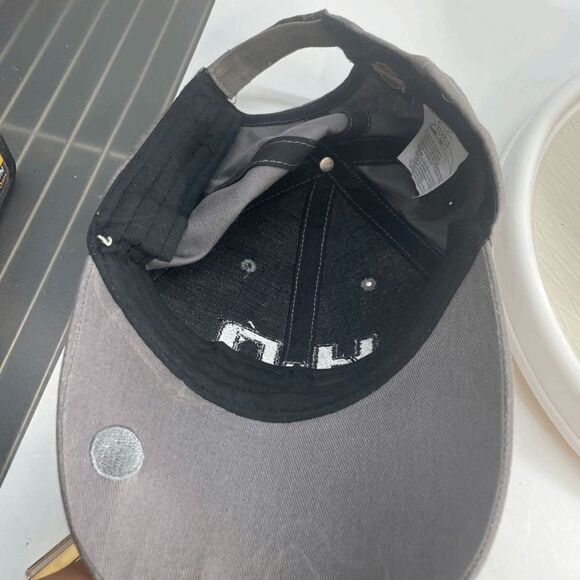 RARE Harley Davidson Hat adjustable Cap (Built In LED Flashlight ) ( READ) - Picture 6 of 7